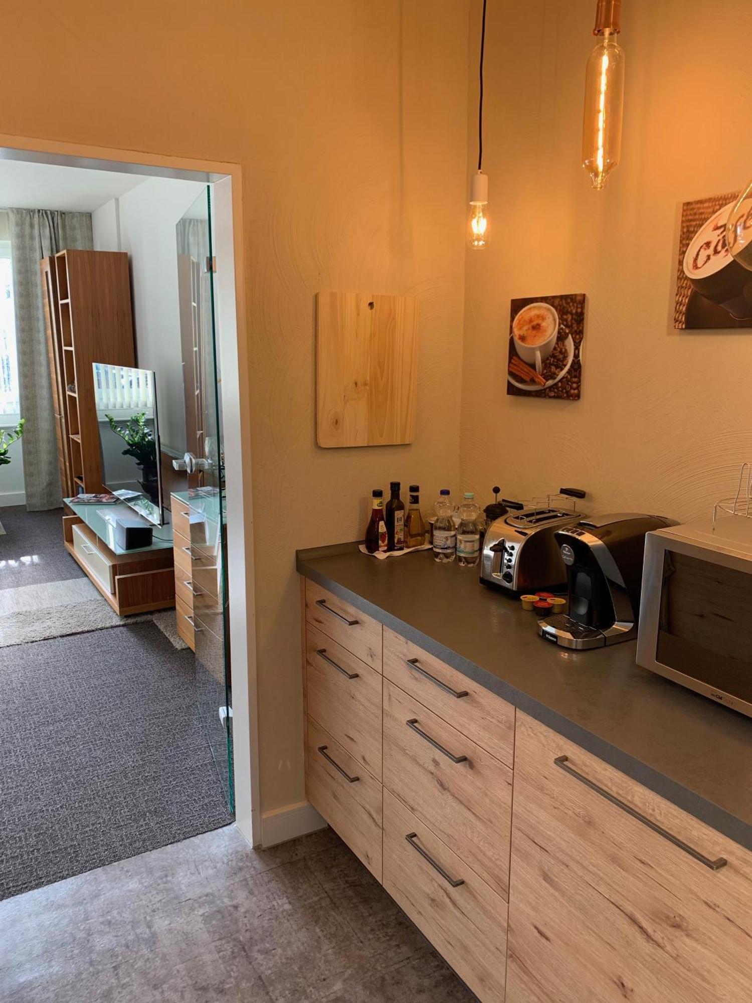 Besotel Erkrath- Schicke Fewo Oder Apartments Zentral Naehe Bahnhof Und Autobahn Im Neandertal Mit Glasfaser Wlan Und Freies Parken Zewnętrze zdjęcie