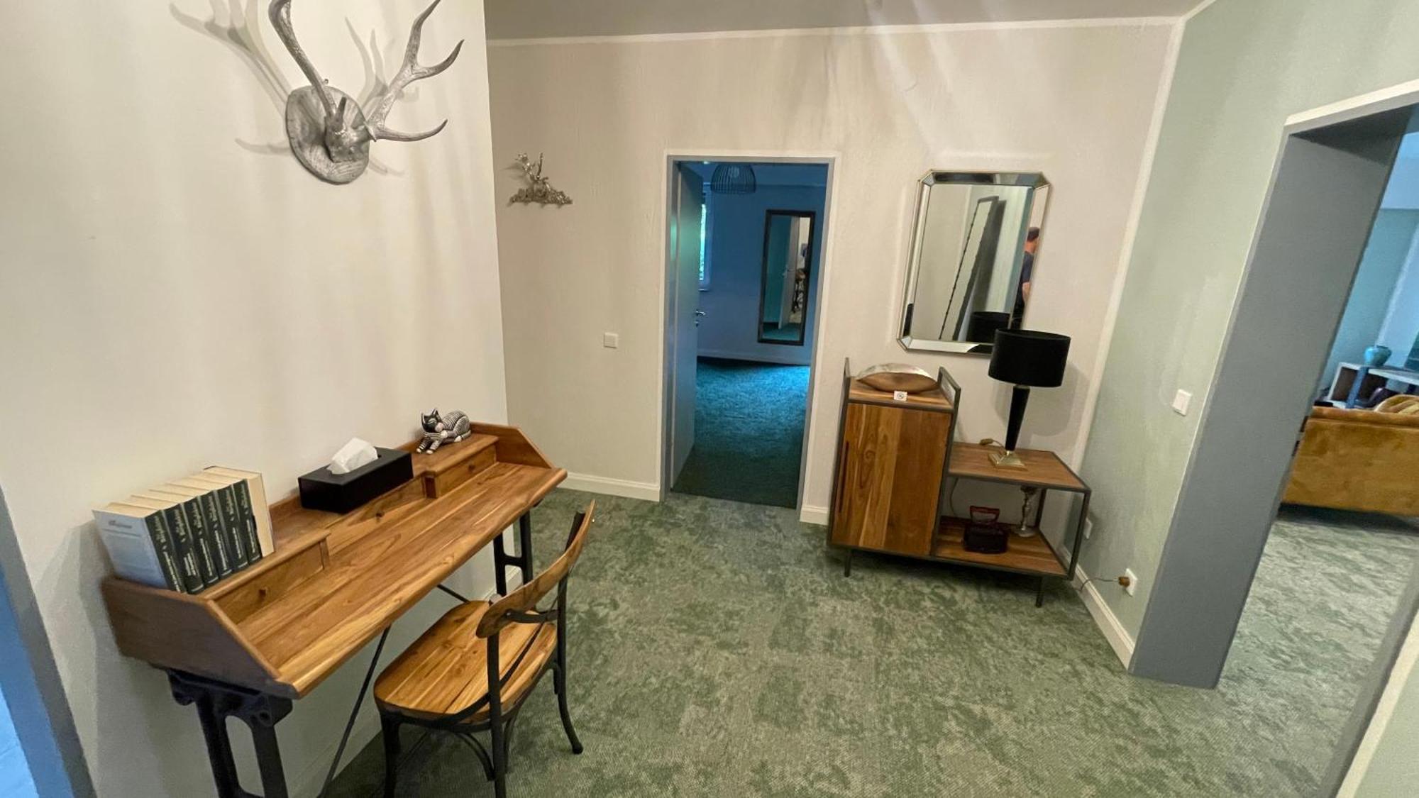 Besotel Erkrath- Schicke Fewo Oder Apartments Zentral Naehe Bahnhof Und Autobahn Im Neandertal Mit Glasfaser Wlan Und Freies Parken Zewnętrze zdjęcie